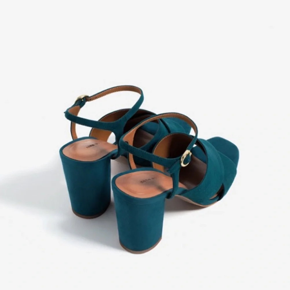 ZARA CROSSOVER SUEDE LEATHER SANDAL HEELS ANKLE STRAP BRAND NEW WITH TAGS - Picture 4 of 5